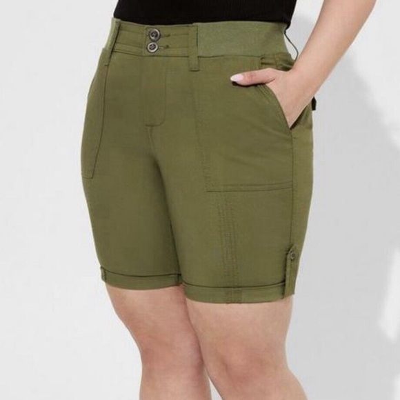 torrid Pants - Torrid- BROWN COLOR! Stretch Poplin Mid Rise Bermuda Shorts